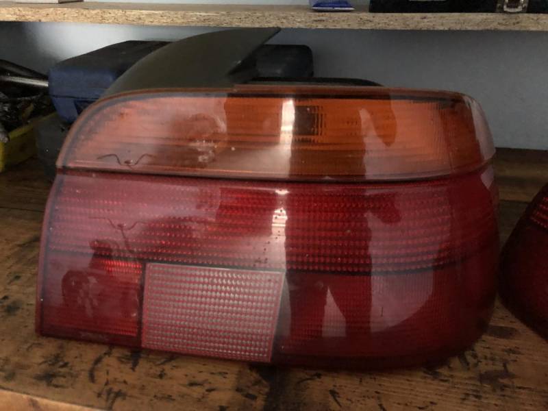 ox_sprzedam-lampy-tyl-bmw-e39