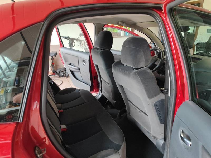 ox_citroen-c3-14-wersja-exclusiv-klimatronik-2007r