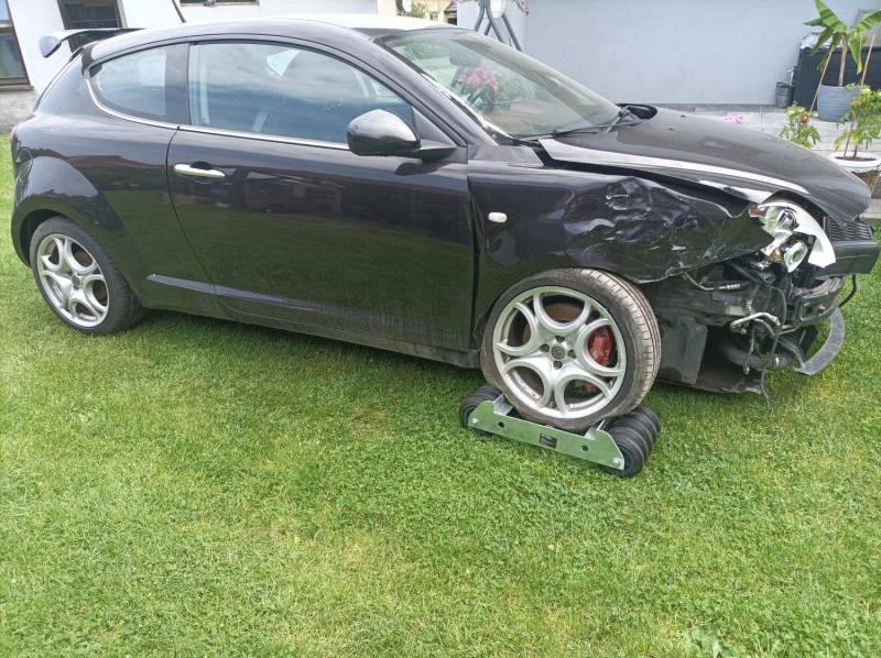 ox_alfa-romeo-mito-14-benz-2008-r-uszkodzona