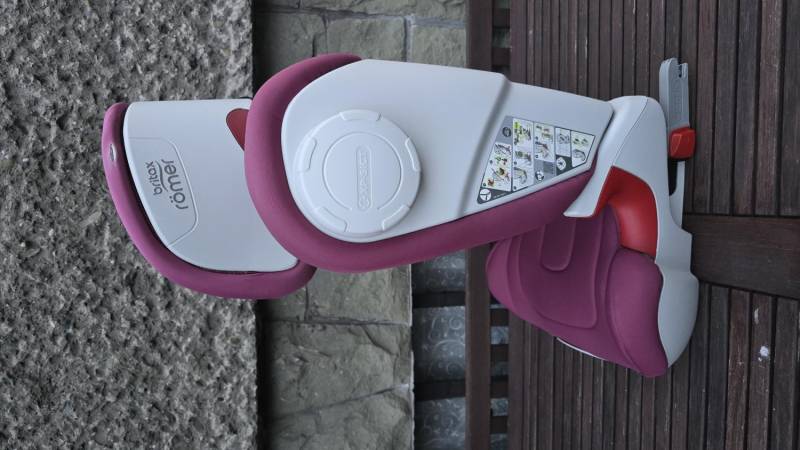 ox_fotelik-britax-romer-kidfix-xp-sict-wine-rose