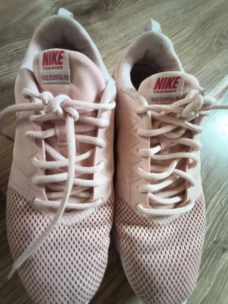 ox_sprzedam-nike-rozmiar-405