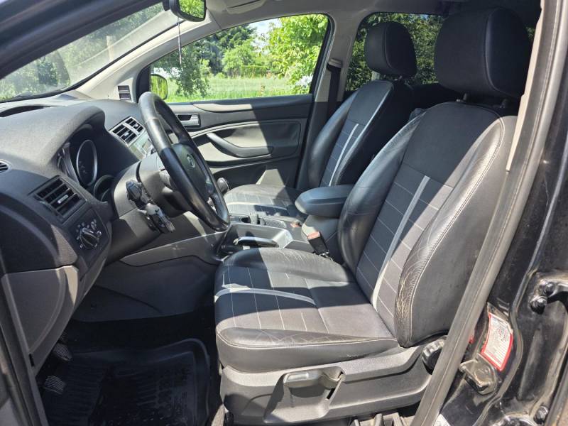 ox_ford-kuga-20-tdci-136km-4x4-klimatronic-tempomat-alufelgi-2008r