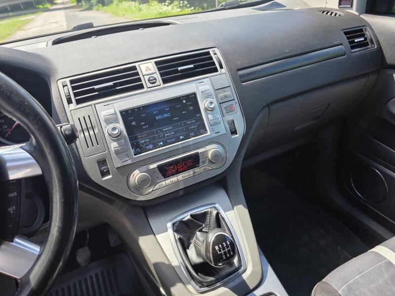 ox_ford-kuga-20-tdci-136km-4x4-klimatronic-tempomat-alufelgi-2008r
