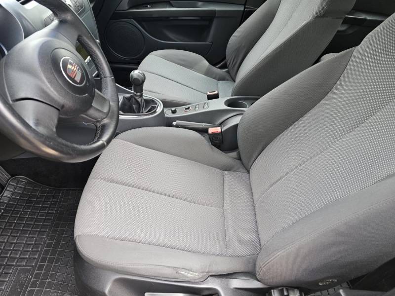 ox_seat-leon-ii-16-mpi-102km-klimatronic-2005r
