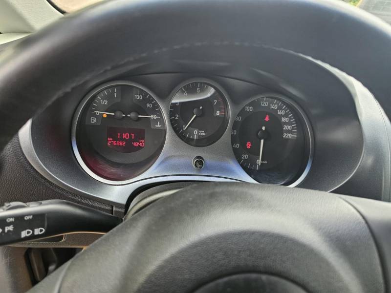 ox_seat-leon-ii-16-mpi-102km-klimatronic-2005r
