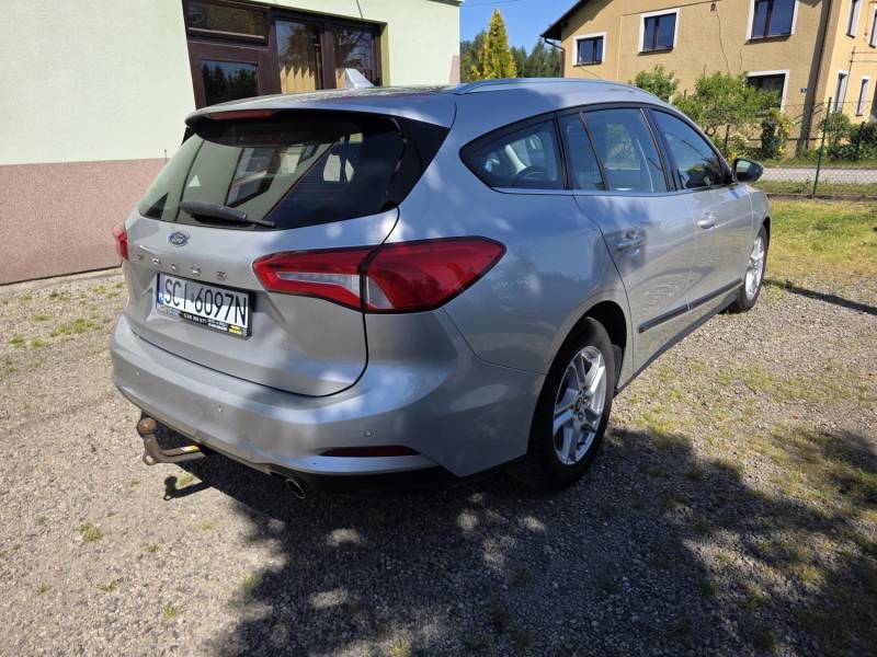 ox_ford-focus-15-tdci-klimatronic-tempomat-navi-2019r