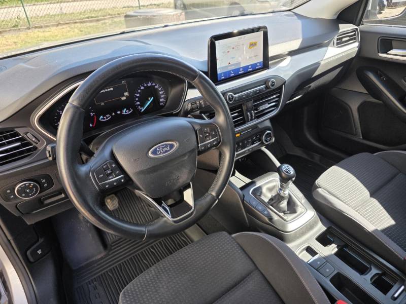 ox_ford-focus-15-tdci-klimatronic-tempomat-navi-2019r
