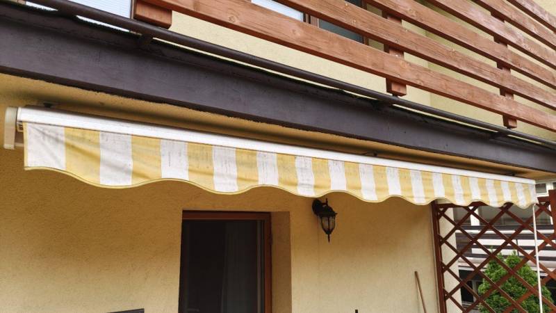 ox_sprzedam-markize-tarasowa-uzywana-340cm-x-280cm-wzor-w-pasy
