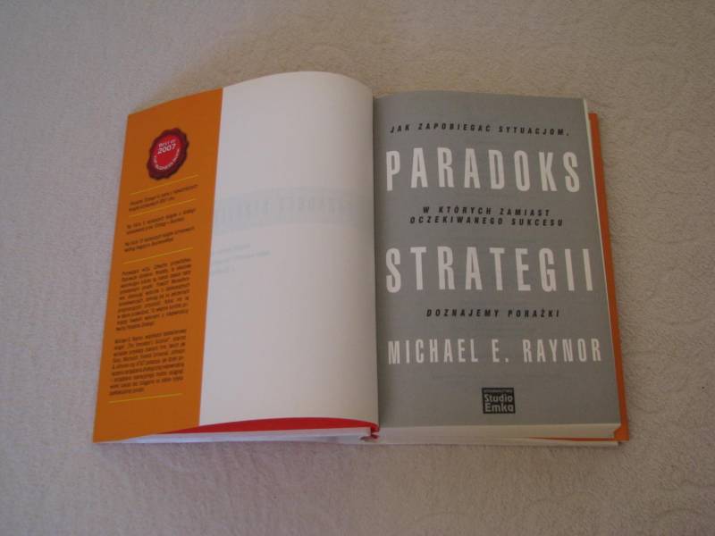 ox_michael-e-raynor-paradoks-strategii-jak-zapobiegac-sytuacjom