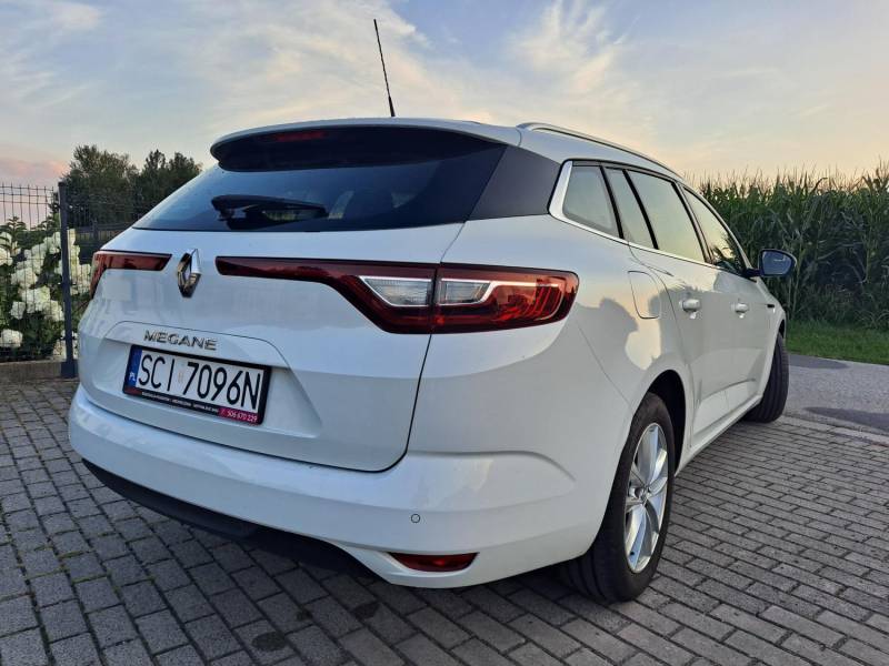 ox_renault-megane-12-tce-experience-bezwypadkowy