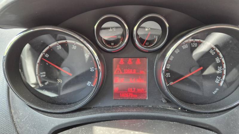 ox_sprzedam-opel-meriva-2016-diesel-pierwszy-wlasciciel-w-polsce