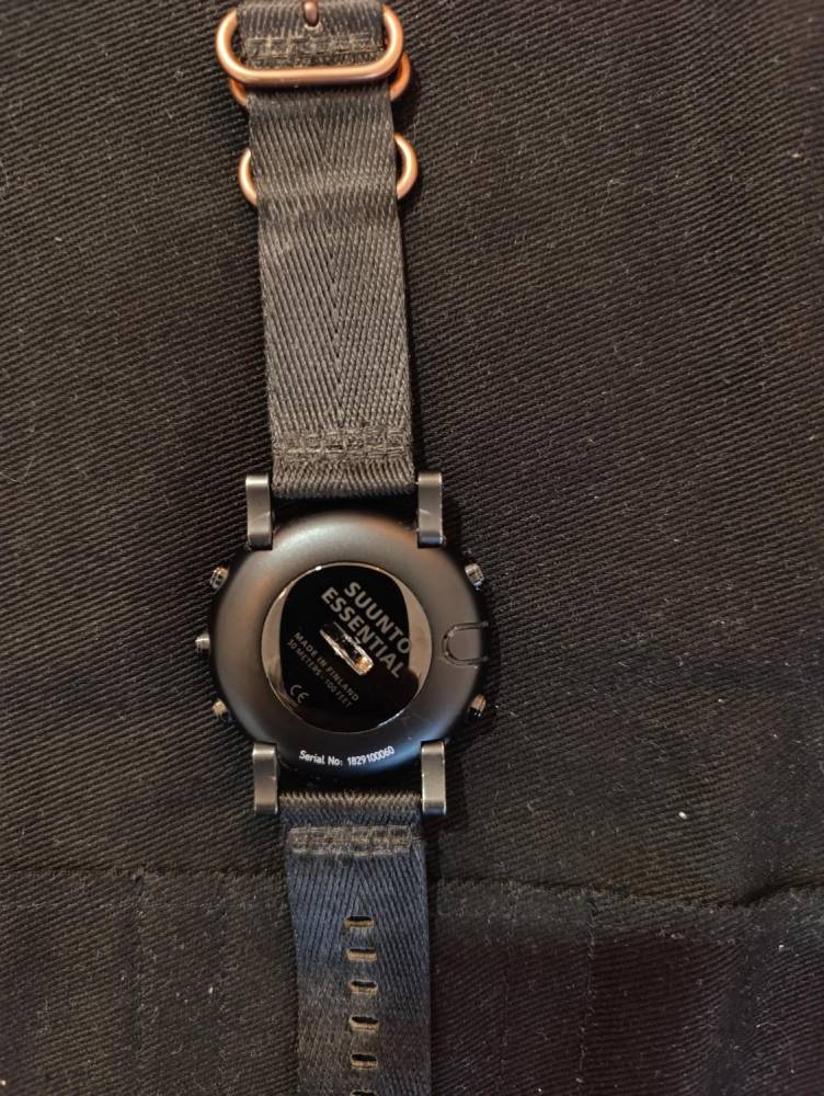 ox_zegarek-suunto-essential-ceramic-copper-black-tx