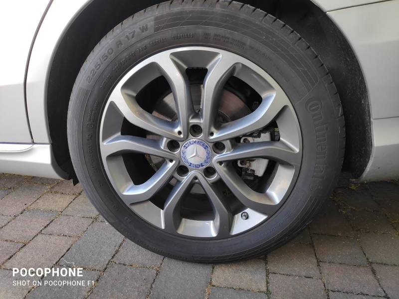 ox_mercedes-benz-w205-bezwypadkowy-jasienica-prywatnie-klasa-c