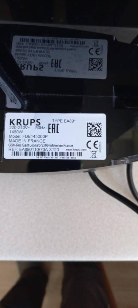 ox_automatyczny-ekspres-cisnieniowy-krups-ea89-1450w