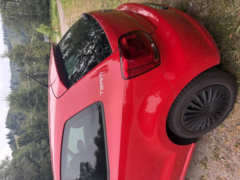 ox_vw-polo-2010-r