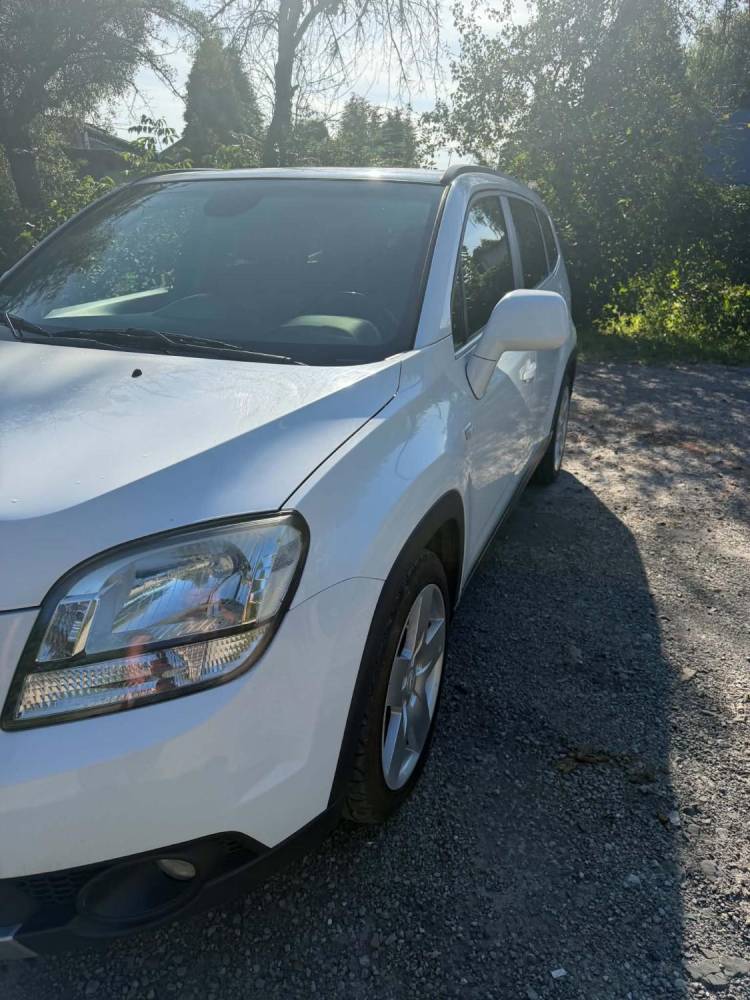 ox_chevrolet-orlando-20-diesel-7-osob-bogate-wyposazenie