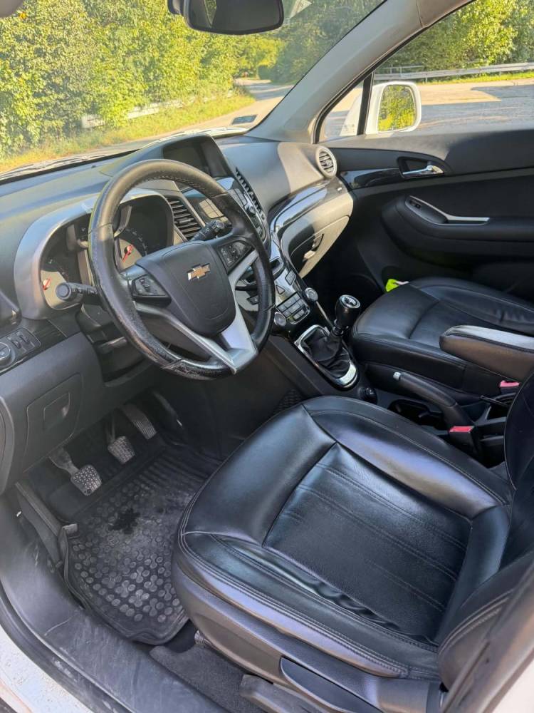 ox_chevrolet-orlando-20-diesel-7-osob-bogate-wyposazenie