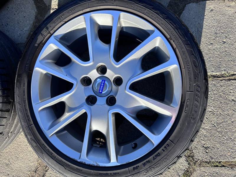 ox_felgi-aluminowe-7jx17h2x525-volvo-z-debica-presto-20550r17