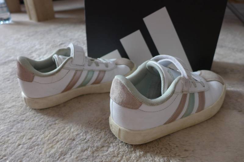 ox_buty-adidas-dla-dziewczynki-rozmiar-31