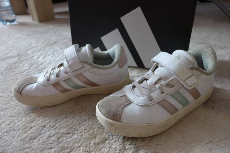 ox_buty-adidas-dla-dziewczynki-rozmiar-31