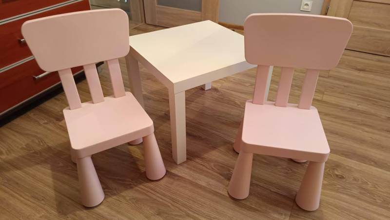 ox_stolik-ikea-lack-2-krzeselka