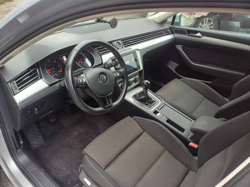 ox_volkswagen-passat