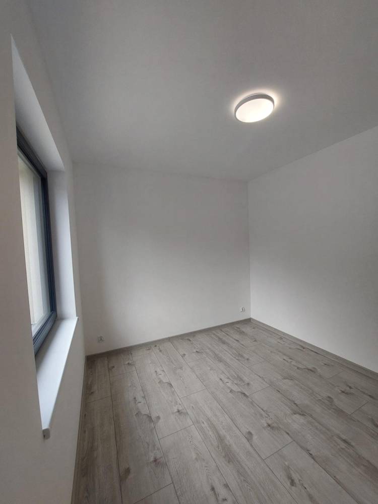 ox_mieszkanie-do-wynajecia-w-cieszynie-2-pokoje-38m2-parking