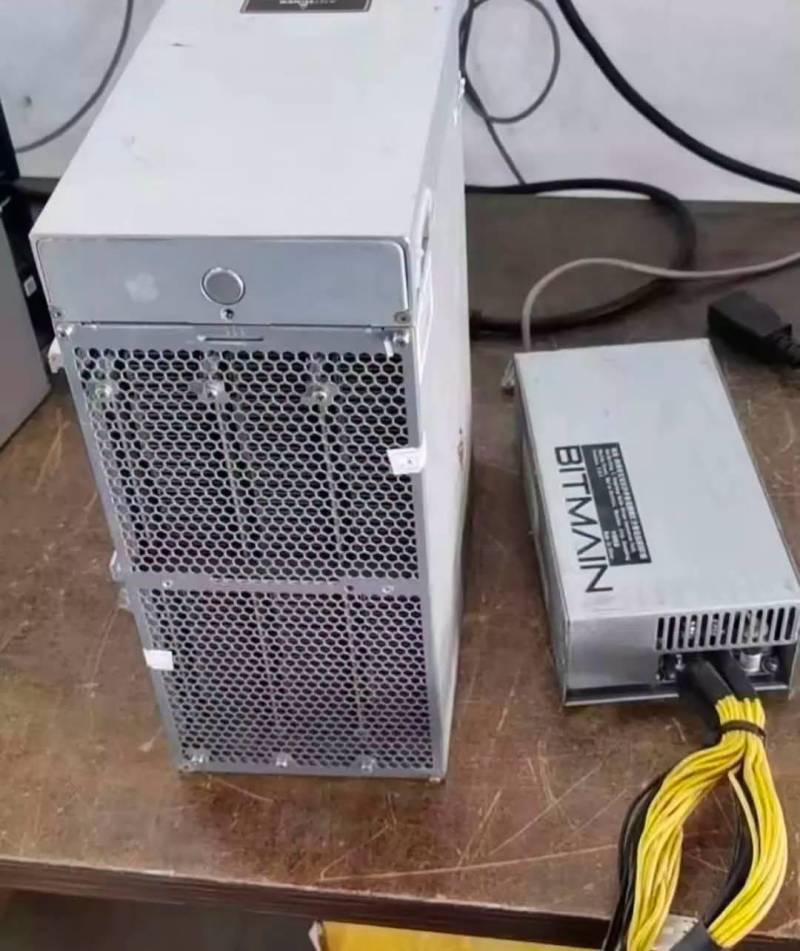 ox_antminer-z15-with-psu-420k-sol-1500w