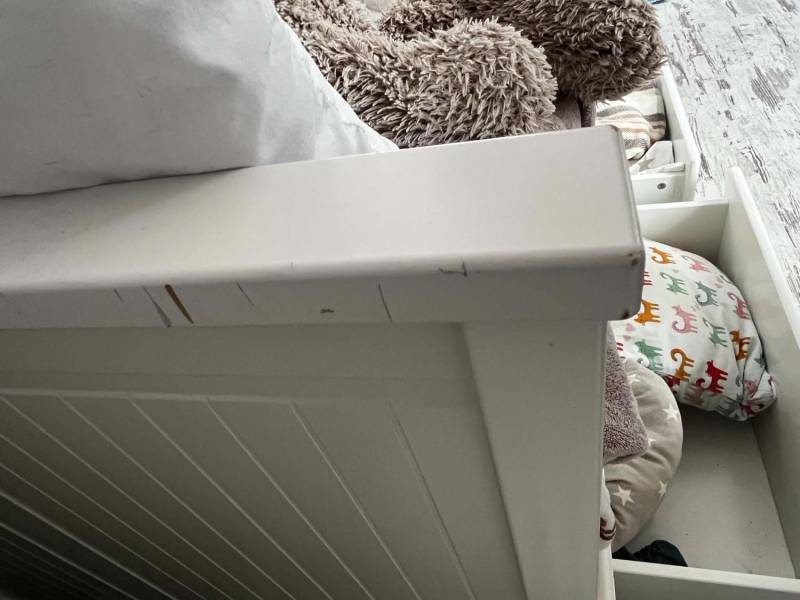 ox_lozko-ikea-hemnes-80-160x200