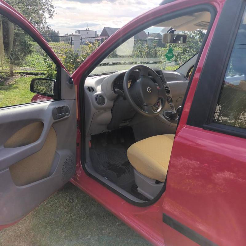 ox_fiat-panda-12-2004-przebieg-77200-2gi-wlasciciel
