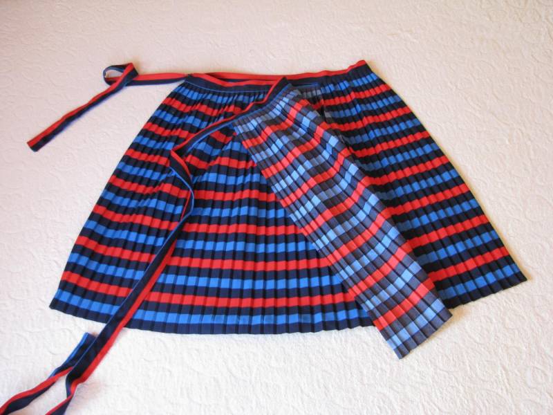 ox_spodnica-plisowana-wiazana-jak-fartuszek-uniwersalny-rozmiar-xs-xl