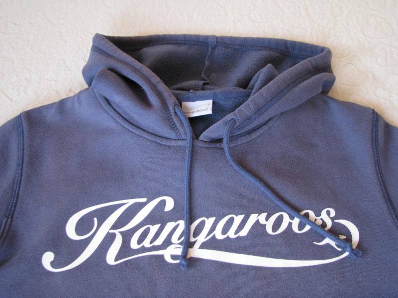 ox_kangaroos-granatowa-bluza-kangurka-wciagana-z-kapturem-z-logo-rozm-m
