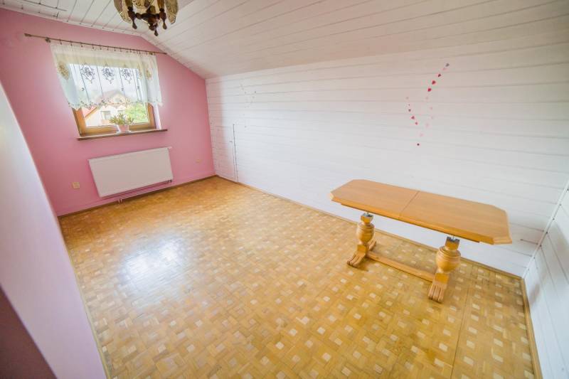 ox_przestronny-lokal-mieszkalny-pietro-poddasze-kozy-131m2