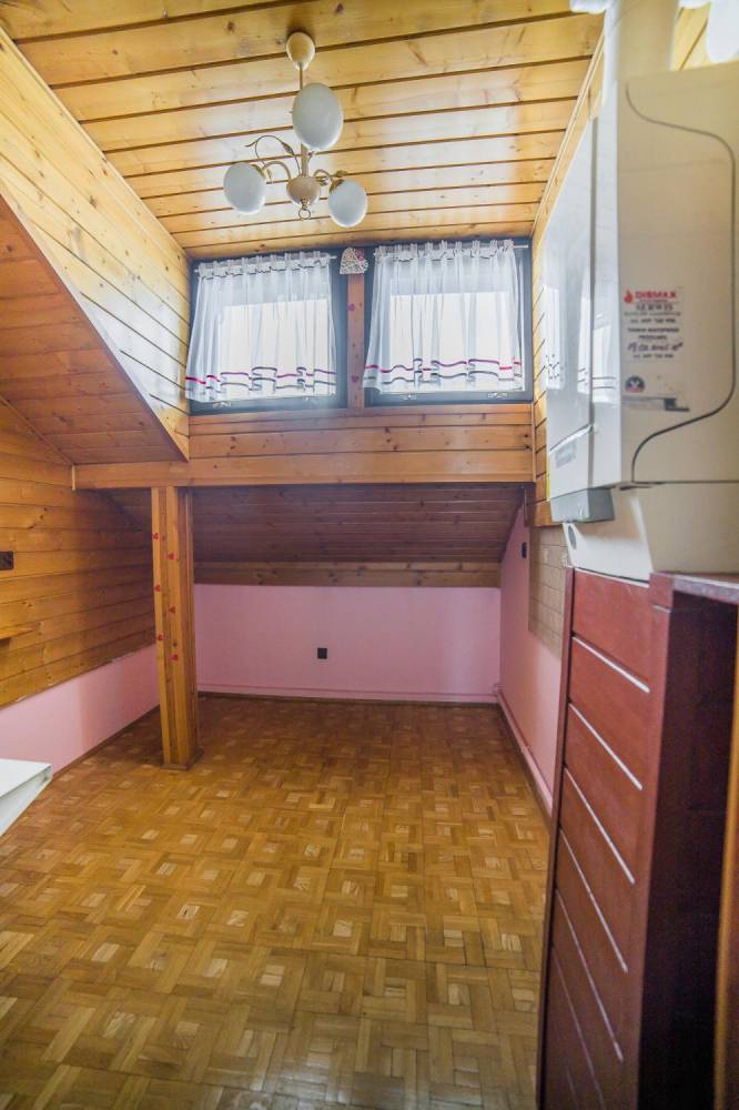 ox_przestronny-lokal-mieszkalny-pietro-poddasze-kozy-131m2