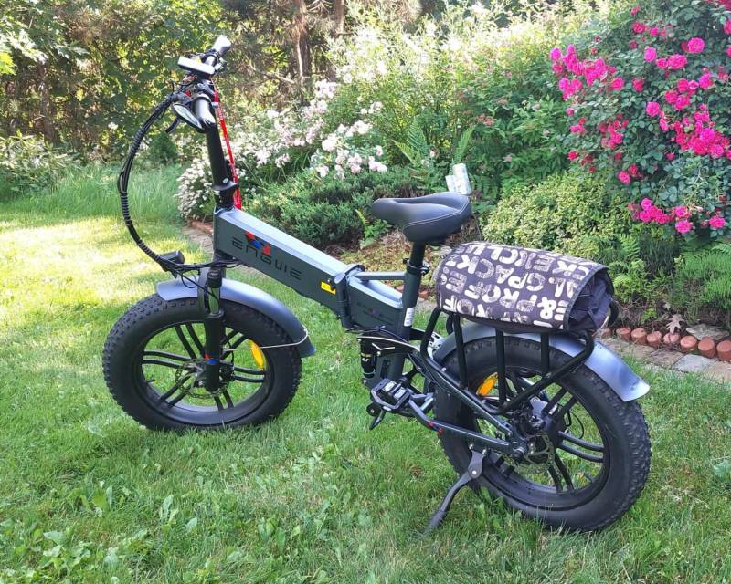ox_rower-elektryczny-ladujacy-sie-i-mocny-engwe-engine-pro