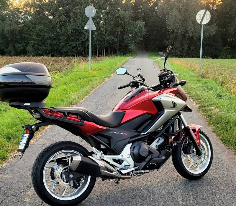 ox_2017-honda-nc750x-automat-dct-26tys-km