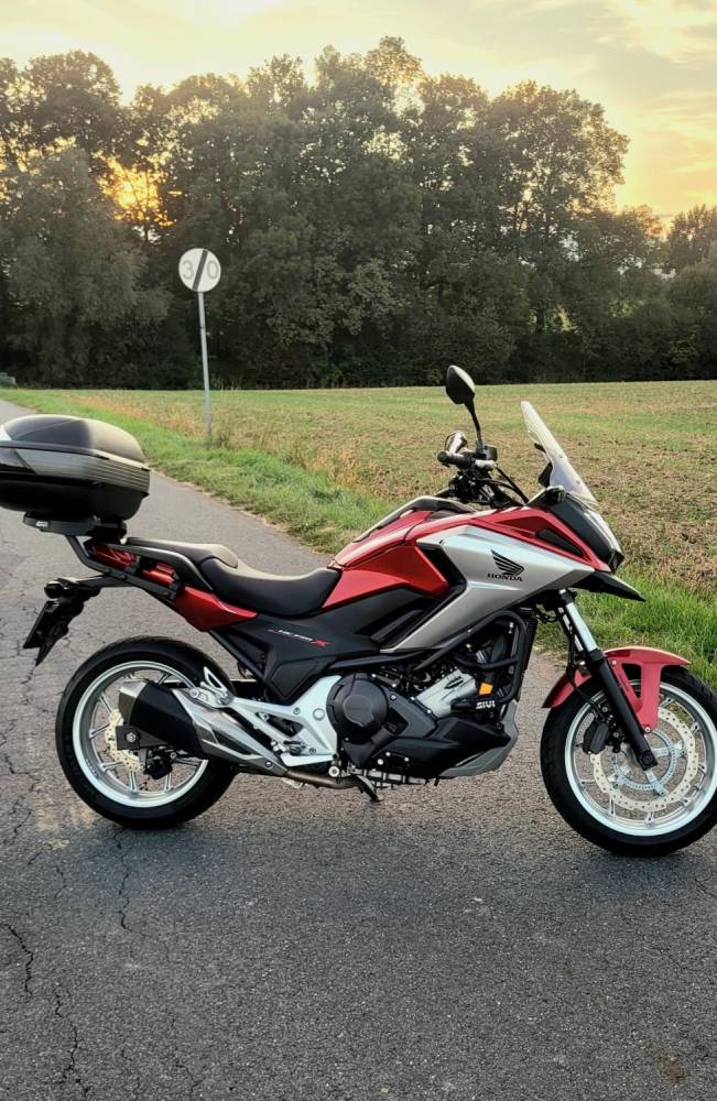 ox_2017-honda-nc750x-automat-dct-26tys-km